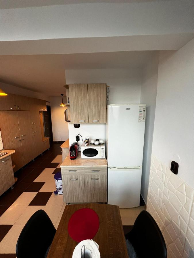 High Level Apart Oradea Free Reserved Parking 外观 照片
