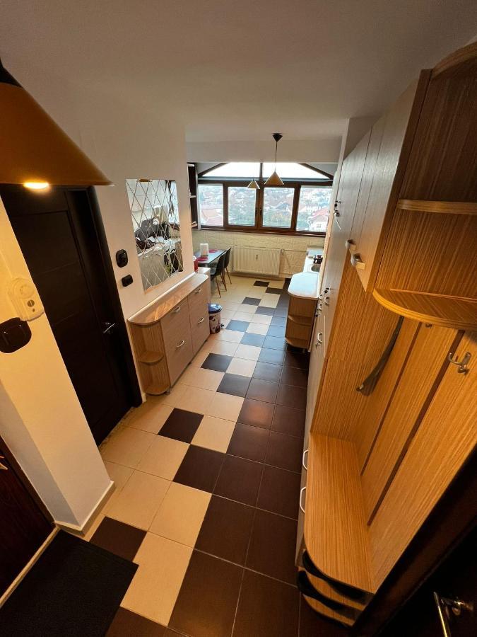 High Level Apart Oradea Free Reserved Parking 外观 照片