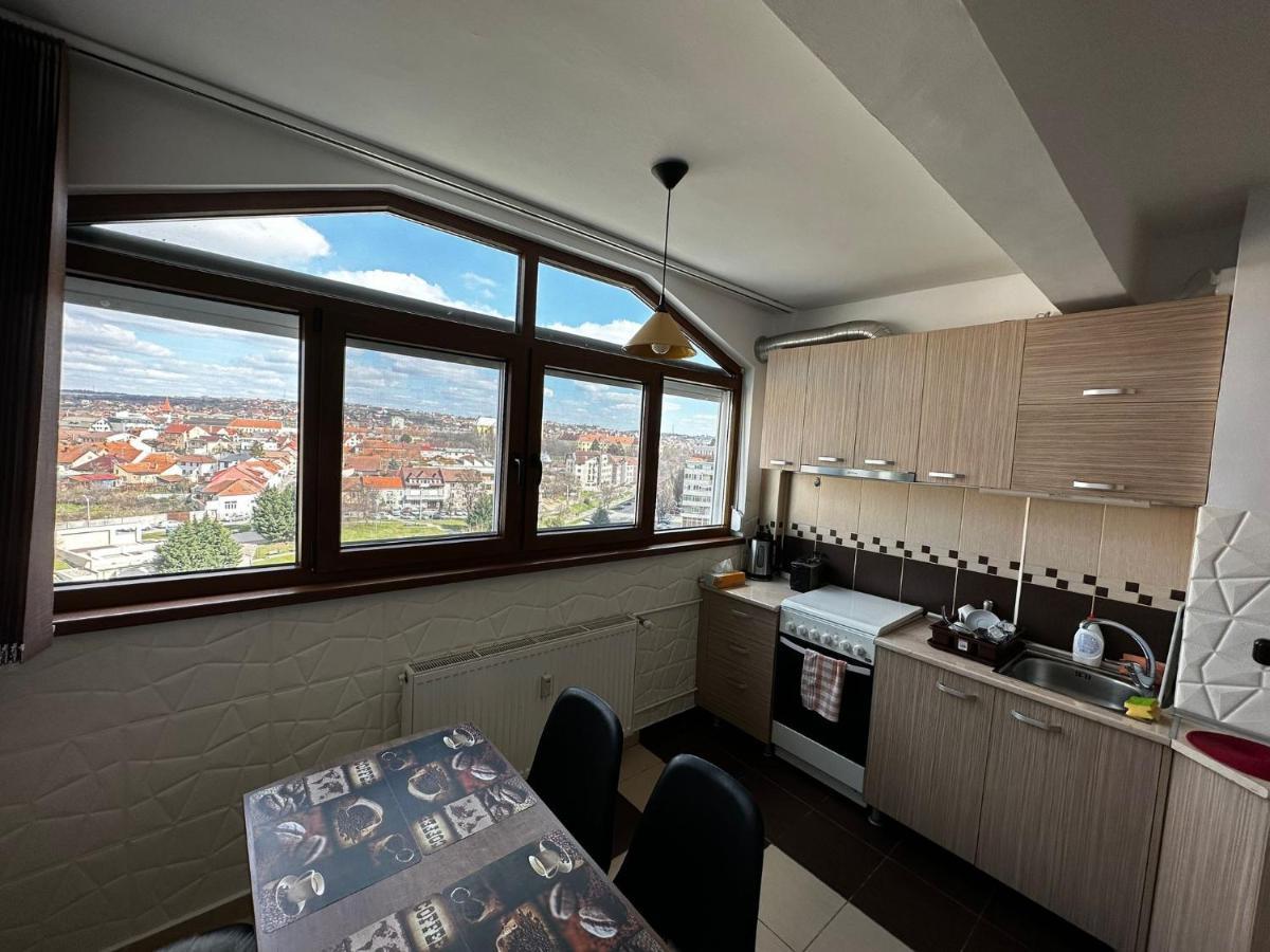 High Level Apart Oradea Free Reserved Parking 外观 照片