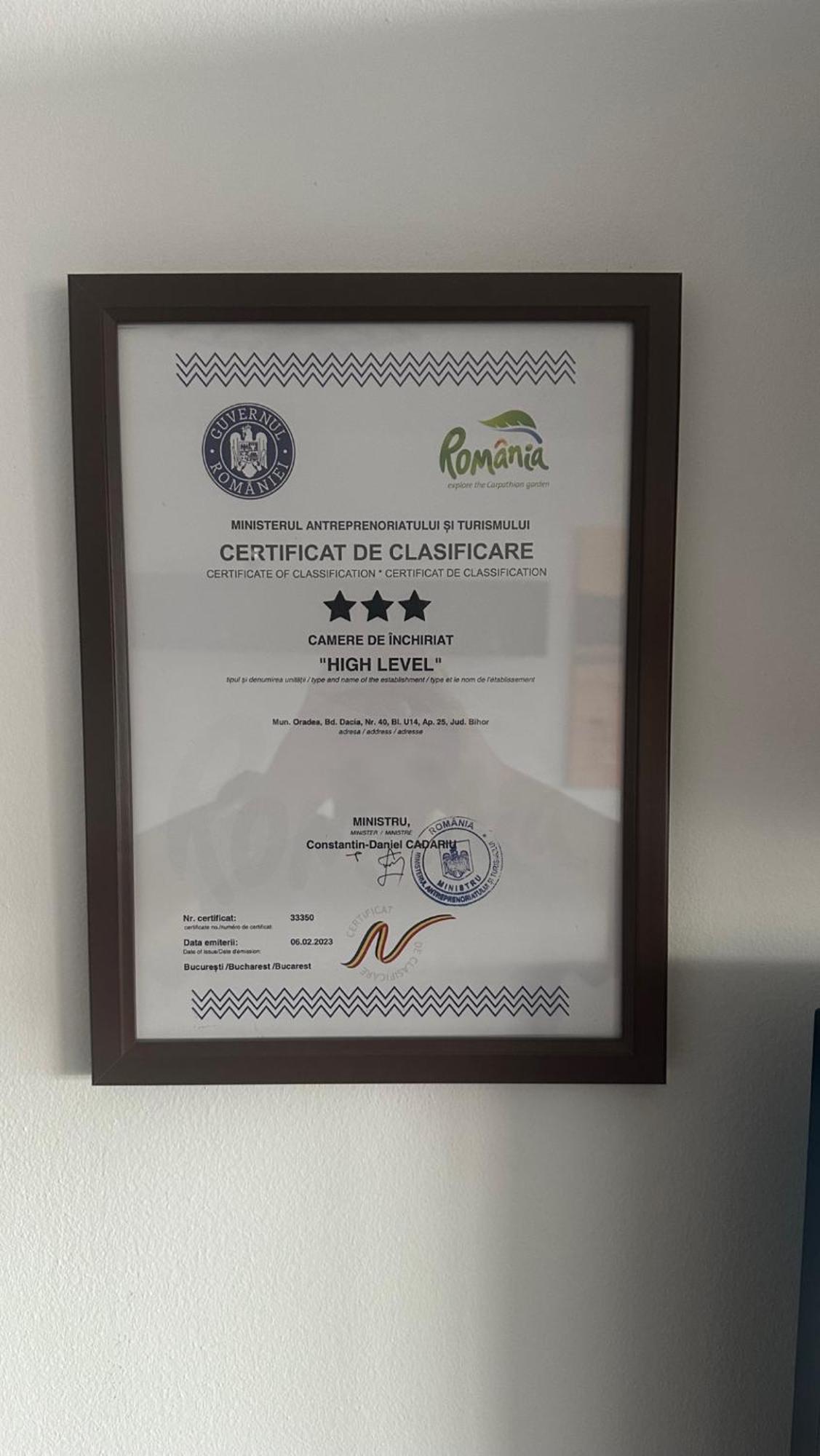 High Level Apart Oradea Free Reserved Parking 外观 照片